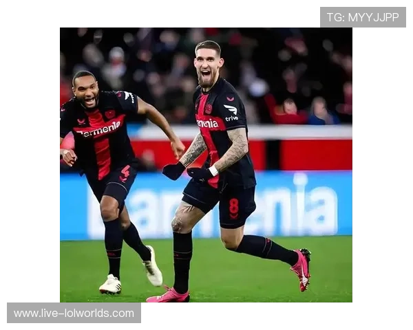 勒沃库森主场2-7惨败巴黎 杜埃梅开二度登贝莱伤愈即破门