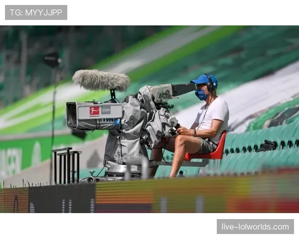 德国足球职业联盟与硬件厂商合作，测试为家庭观赛提供多镜头自由切换服务